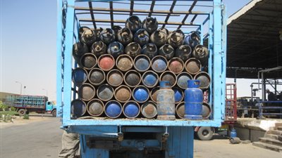 «الرقابة الإدارية» ببني سويف تحرر محضرا لمسئول بالغرف التجارية