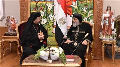 بطريرك الكاثوليك يهنئ البابا تواضروس بعيد الميلاد