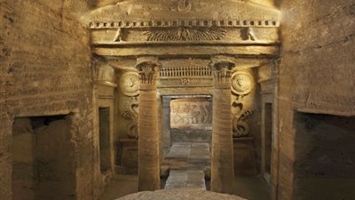 نزاهة ضباط الشرطة وراثة.. وثائق تكشف أقدم قضية لرفض رشوة ودور التحريات في فك طلاسمها.. بلاغات كيدية.. ومنزل مغتصب ورشوة ضابط ملامح أقدم قضية بالعصر البطلمي