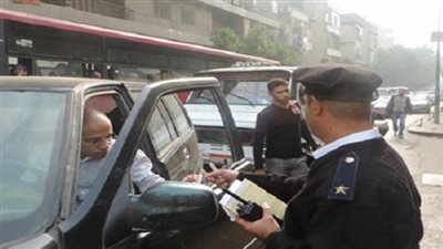 ضبط 5415 مخالفة مرورية بشوارع الجيزة