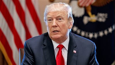 ترامب: البنك المركزي الأمريكي مجنون