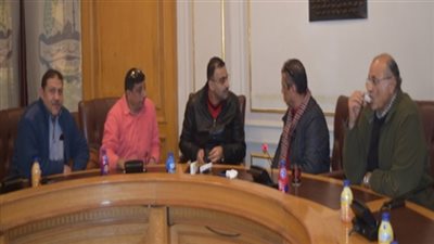 شعبة الأدخنة تطالب بتحصيل الضرائب العامة والقيمة المضافة من المنبع