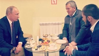 بطل القرن في المصارعة يشكر بوتين: هذا هو نصرنا المشترك