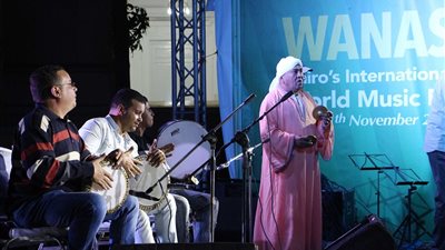 بالفيديو.. «الطنبورة» تبدع في أولى ليالي «ونس» بالجريك كامبس