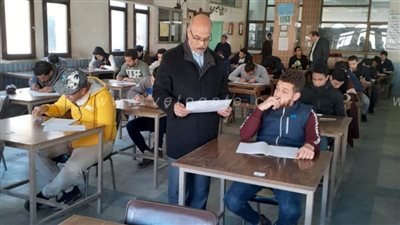 تطبيق التصحيح الإلكتروني في 10 مواد بكلية اللغة العربية أزهر بإيتاي البارود