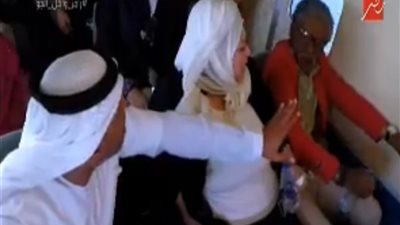 بالفيديو.. عفاف شعيب تنطق الشهادتين في «رامز واكل الجو»