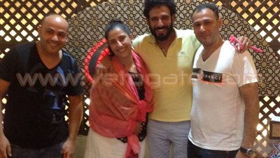 بالصور.. أول ظهور لحنان مطاوع وزوجها بعد حفل زفافهما