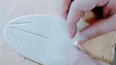 أسهل طريقة لتزيين المعجنات كالمحترفين (فيديو)