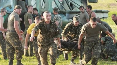 أربعة قتلى بينهم جنديان في شرق أوكرانيا الانفصالي