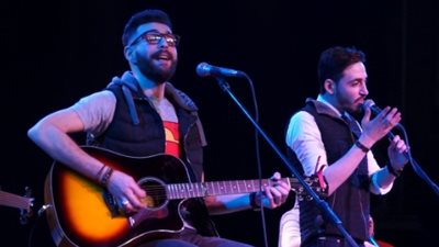 محمد إبراهيم وأدهم سليمان يقدمان حفلا شعريا غنائيا بالساقية