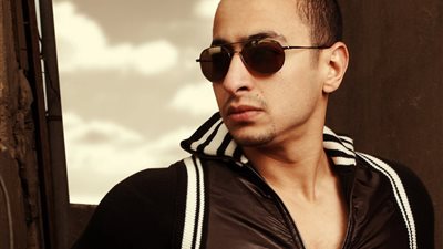 «حمادة هلال»  فى  مستشفى «السلام الدولى»