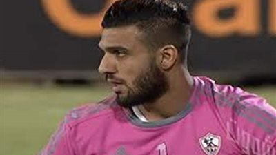 جذع في الرباط الداخلي لركبة أحمد الشناوي