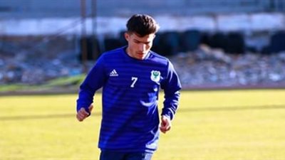 إسلام عيسى ينتظم في تدريبات المصري بعد زفافه بيومين (فيديو وصور)