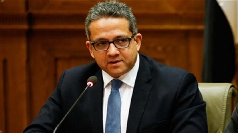 الدكتور خالد العناني،