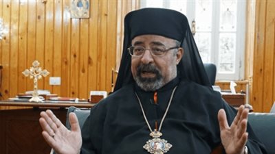 بطريرك الكاثوليك يرسم شمامسة بكنيسة العائلة المقدسة بالزيتون