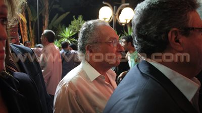 ممدوح حمزة وكريمة الحفناوي يشاركان في عزاء سامي العدل