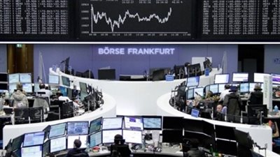 الأسهم الأوروبية تتجاهل مخاوف التجارة وتحقق مكاسب فصلية