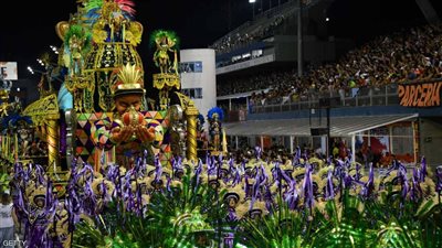 مهرجان السامبا ما بين الرقص والألوان بشوارع البرازيل (صور)