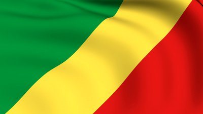 جماهير الكونغو تعتدي على وزير الرياضة وتُمزق ملابسه بعد الخروج من الكان.. فيديو