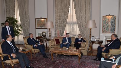 وزير الخارجية يستقبل رئيسة مؤسسة «أنا ليند» للحوار بين الثقافات