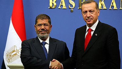 في ذكرى 30 يونيو.. لماذا نجح أردوغان وفشل محمد مرسي؟