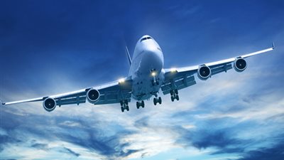 4 خطوات تمكنك من حجز تذكرة طيران بسعر مناسب