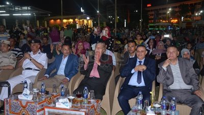 محافظ الإسماعيلية ومدير الأمن يشهدان احتفالية ذكرى 30 يونيو (صور)