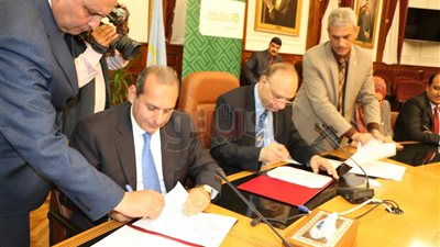 بروتوكول تعاون بين محافظة القاهرة والبنك الأهلي لتطوير شق الثعبان