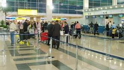 جمارك المطار تبدأ تثبيت سعر الدولار الجمركي.. غدا