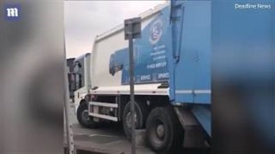 بالفيديو والصور.. عمود إنارة يعرقل شاحنة ويوقف حركتها