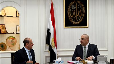 الإسكان: تنفيذ 132 مشروعا للطرق والمرافق والخدمات بتكلفة 18 مليار جنيه