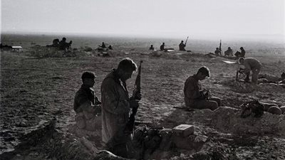 بعد 60 عاما.. كاتب إسرائيلي يكشف خطة العدوان الثلاثي على مصر