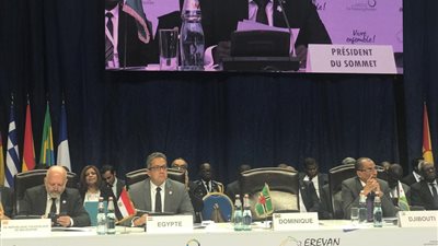 تفاصيل مشاركة وزير الآثار في القمة الـ17 للفرانكفونية (صور)