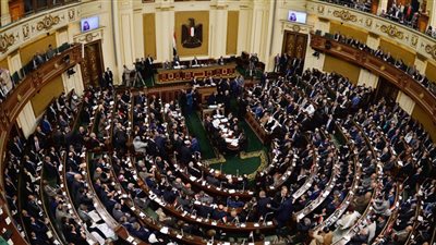 أحد العاملين بالصحة يرسل مذكرة بعيوب «الخدمة المدنية» للبرلمان