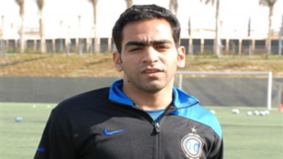 عادل مصطفى يوقع لغزل المحلة