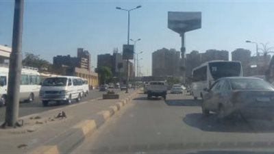 انتظام الحركة المرورية في كل محاور القاهرة