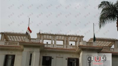 بالصور.. تنكيس الأعلام بديوان عام محافظة الجيزة