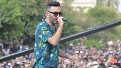 محمد رشاد وكريم محسن ومحمد نور يشعلون حفل «تجارة عين شمس» (صور)