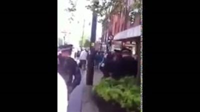 بالفيديو.. اعتقال امرأة حامل في بريطانيا لتلويحها بعلم المملكة المتحدة