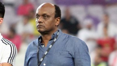 تيجانا يجتمع بالجهاز الفنى الجديد للزمالك