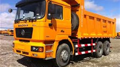 الصين تطور شاحنة تفريغ كهربائية للخدمات الشاقة