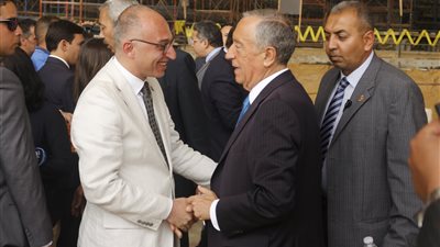 رئيس البرتغال يزور المتحف المصري الكبير (صور)