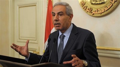 وزير الصناعة: الاقتصاد يشهد انخفاضا لعجز الميزان التجاري والموازنة