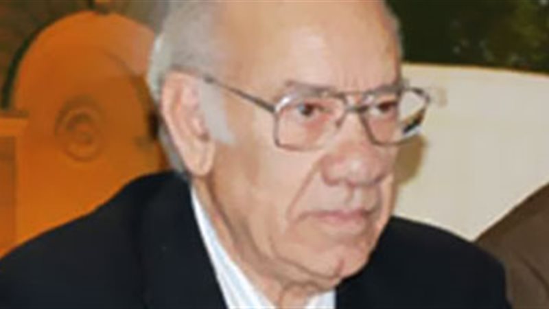 الدكتور أحمد مرسي،