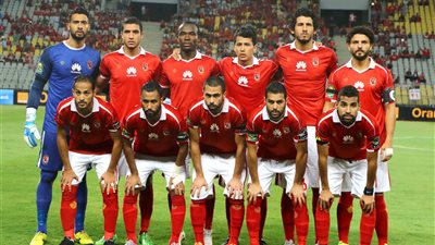 6 أسباب جرحت كبرياء الأهلي أفريقيا وجعلته «حصالة».. «لوي دراع» الخواجة في ملف رمضان وإيفونا.. تأخر حسم الصفقات الجديدة.. شائعات الإقالة.. فرض أسماء بعينها على الهولندي وتجاهل طلبات