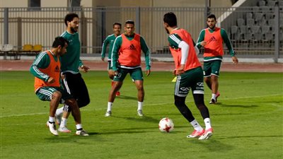 المصري يؤدي مرانا خفيفا على ستاد بورسعيد استعدادًا لمونانا