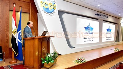 «مميش» يستقبل وفدًا من رائدات العمل السياسي بمجلس النواب