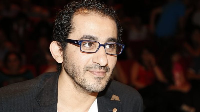  الفنان أحمد حلمي
