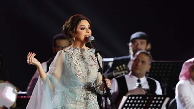 أصالة وأنغام ومحمد عبده ينعشون سفوح جبال الباحة بالسعودية (صور)