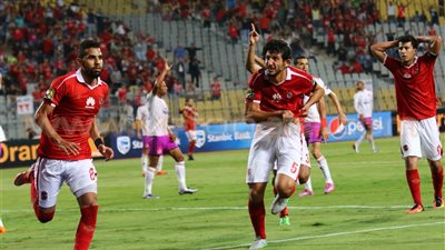 10 صور ترصد حزن لاعبي الأهلي وغضب جماهيره بعد تعادل الوداد